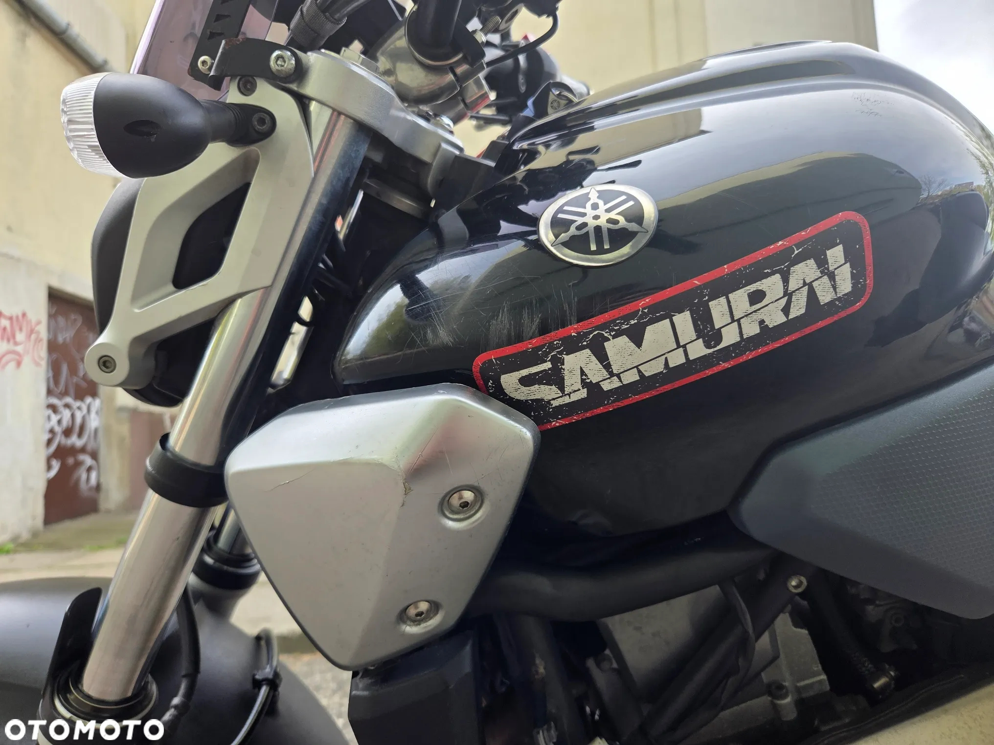 Yamaha MT - 17
