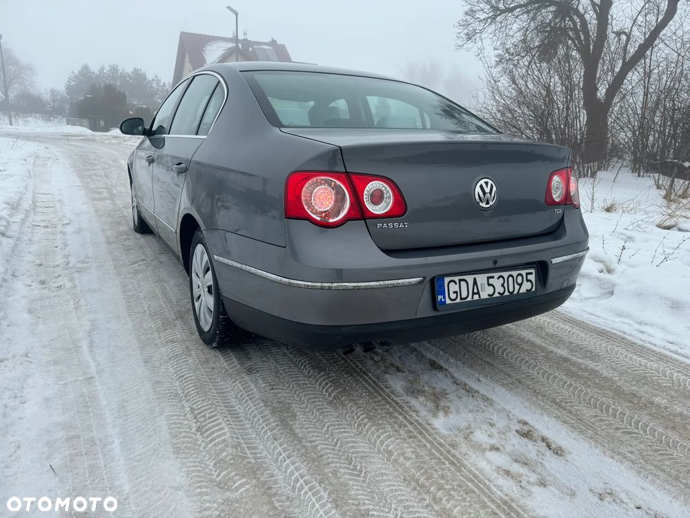 Używany Volkswagen Passat 2005 - 9 950 PLN, 333 600 km - Otomoto.pl