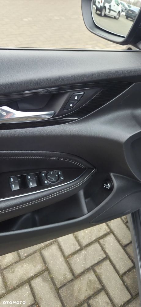 Opel Insignia 2.0 Ultimate Exclusive - 24