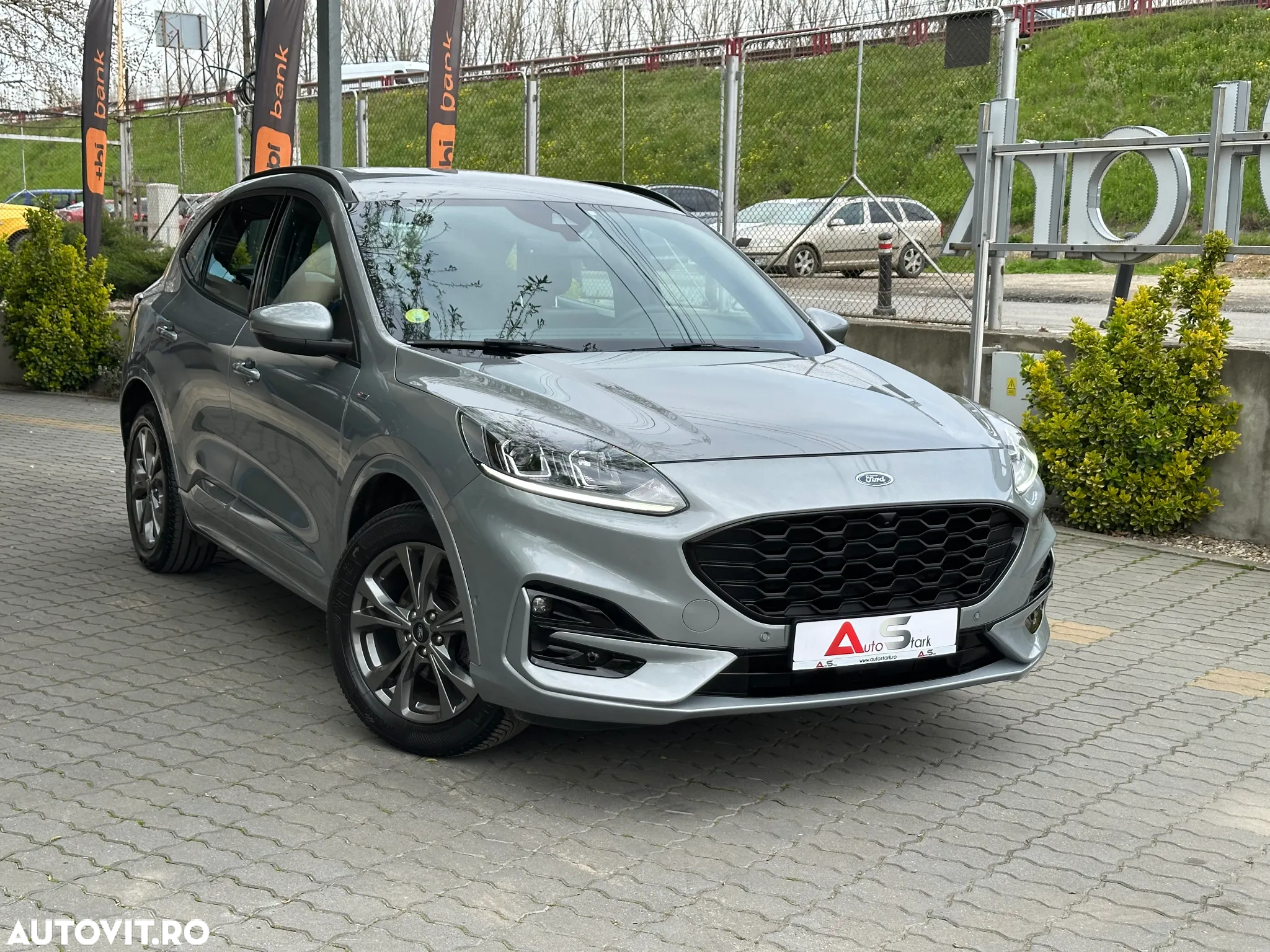 Ford Kuga 1.5 EcoBlue Aut. ST-LINE - 3