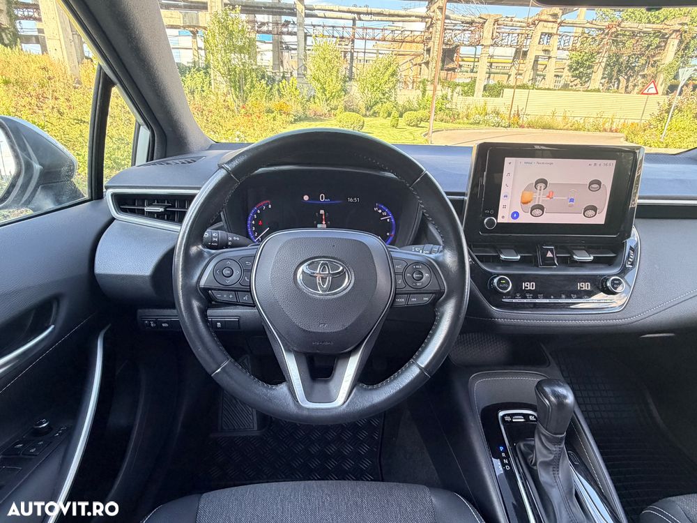 Toyota Corolla - 8