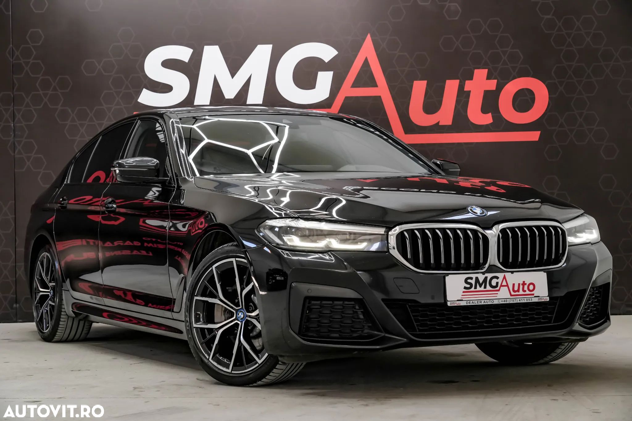 BMW Seria 5 520i Aut. M Sport Edition - 1