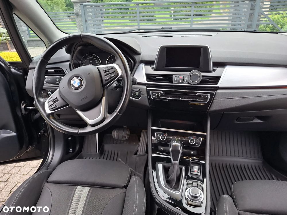 BMW Seria 2 218i Sport Line - 27