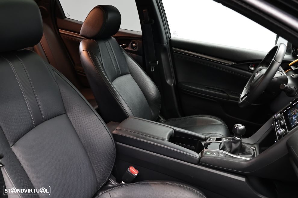 Honda Civic 1.0 i-VTEC Comfort - 22