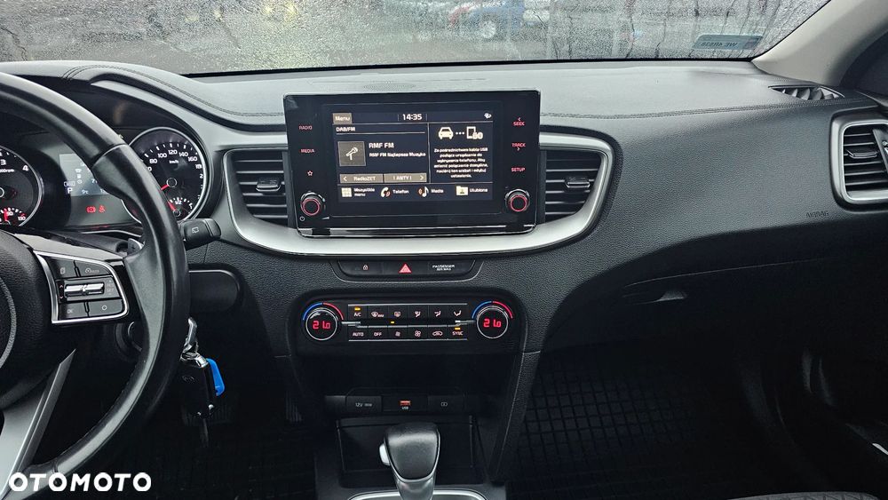 Kia Ceed 1.6 CRDi SCR M DCT - 13