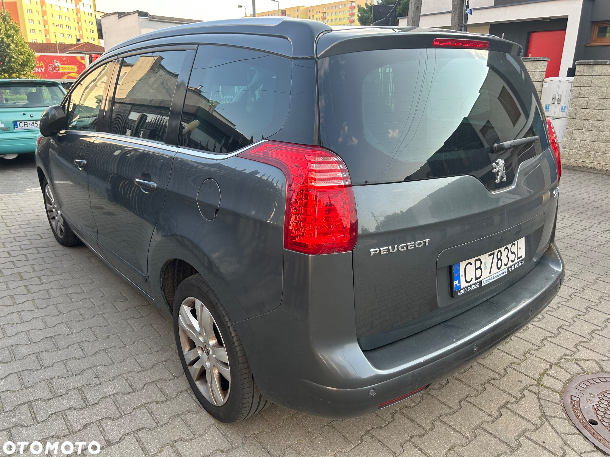 Peugeot 5008 1.6 THP Family - 6