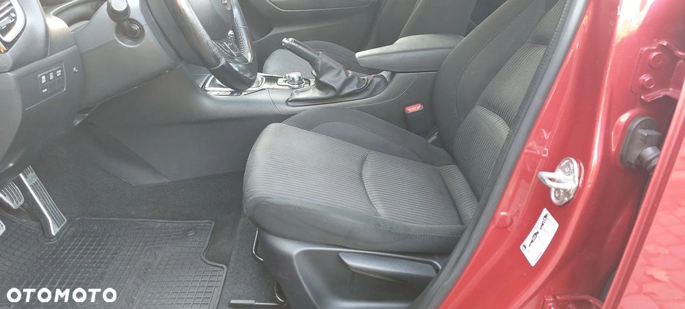 Mazda 3 - 5