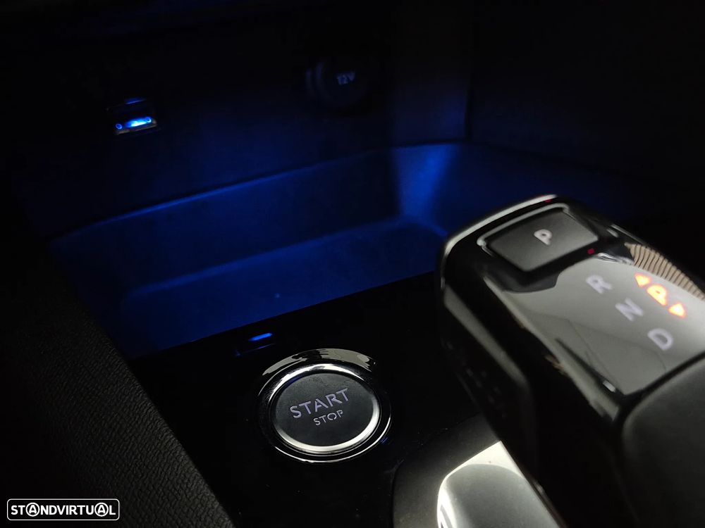 Peugeot 3008 1.6 BlueHDi GT Line EAT6 - 33