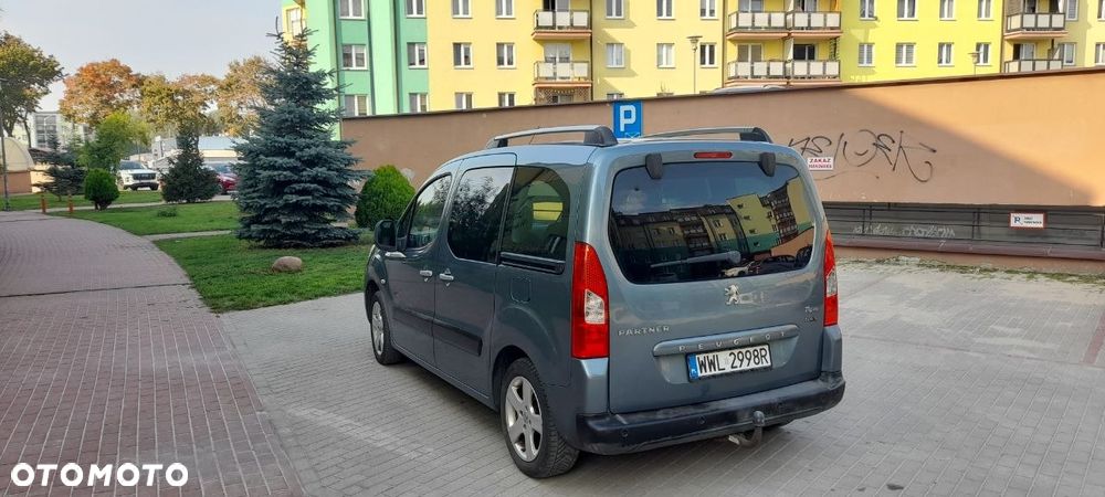 Peugeot Partner 2010 photo 3