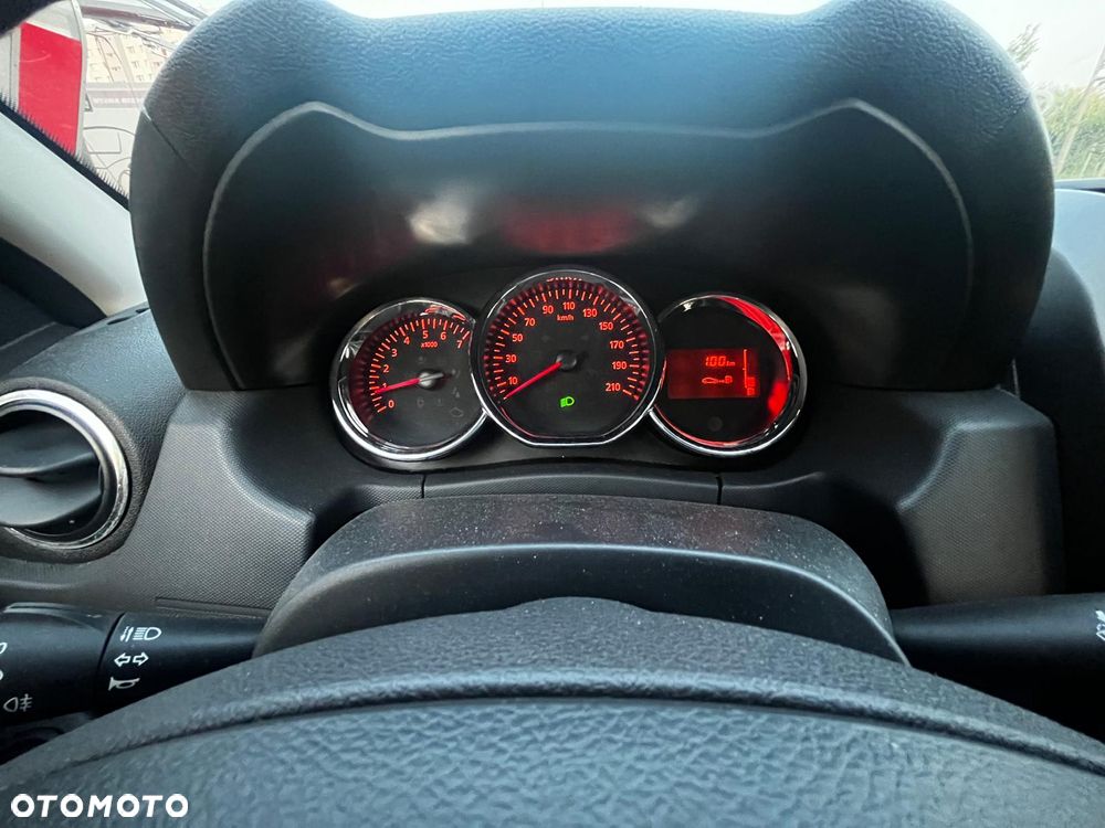 Dacia Duster 1.6 SCe S&S - 8