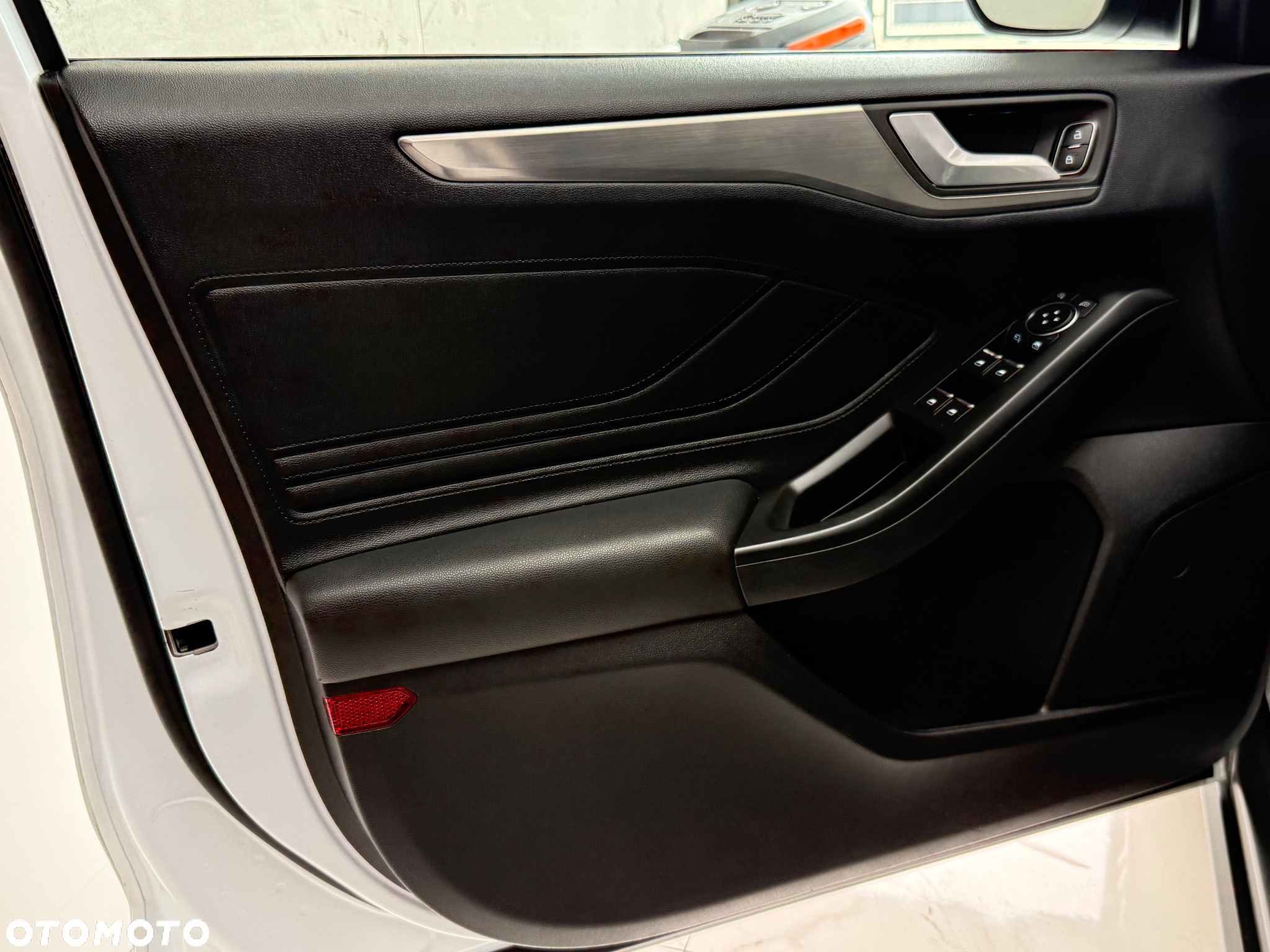 Ford Focus 1.0 EcoBoost Active - 12