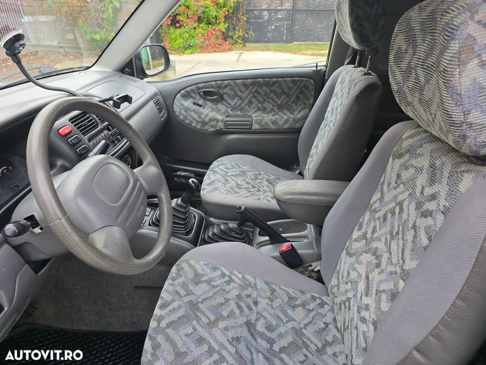 Suzuki Grand Vitara - 10