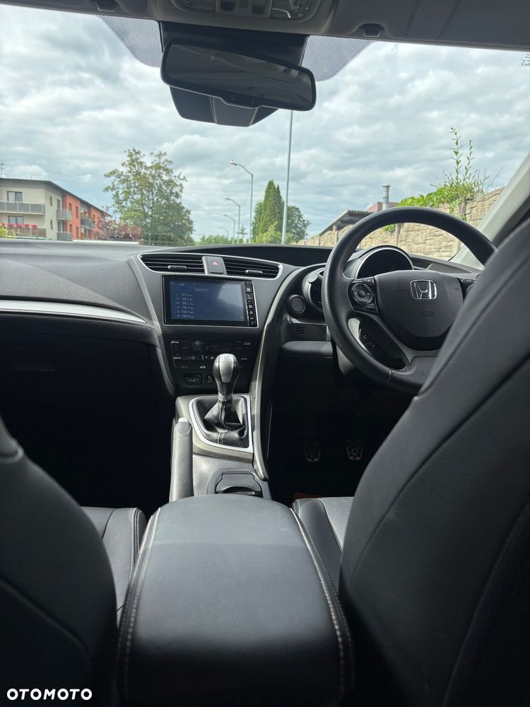 Honda Civic 1.8 Executive - 18