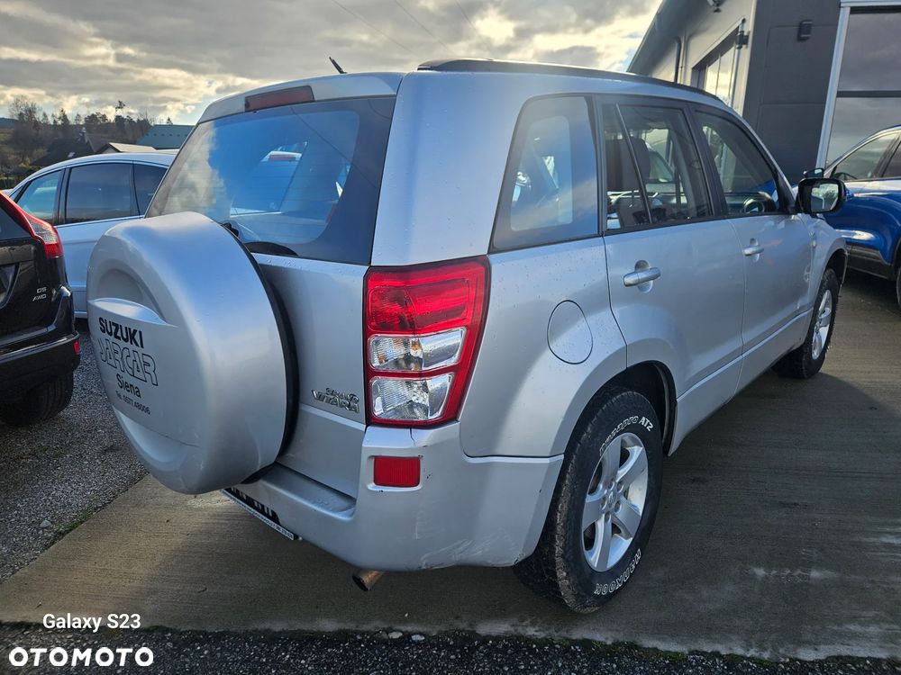 Suzuki Grand Vitara 1.9 DDiS Club DPF Family - 4