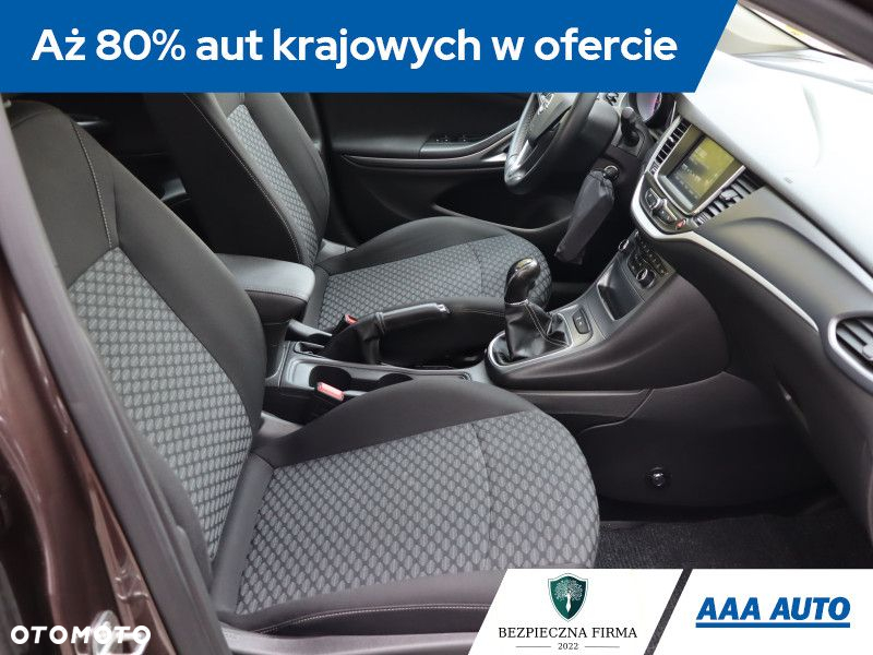Opel Astra - 10