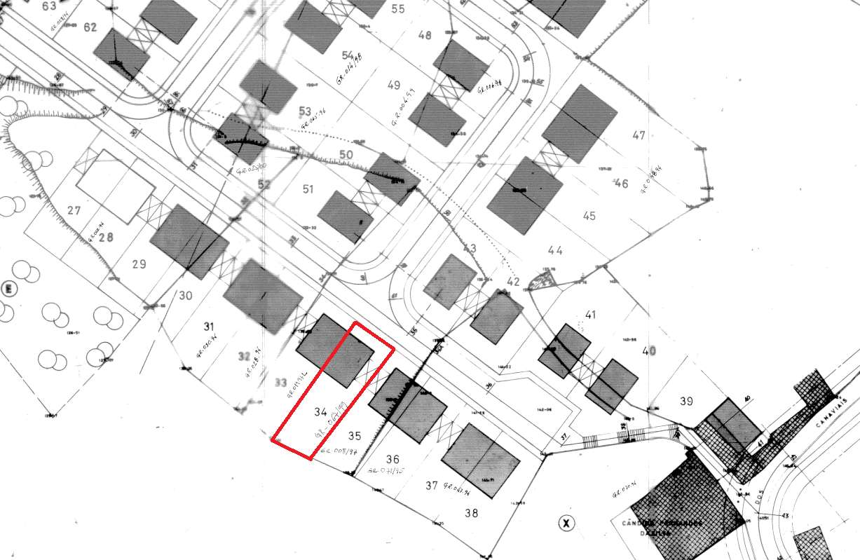 Lote para construção de moradia geminada em Grijó - Grande imagem: 4/5