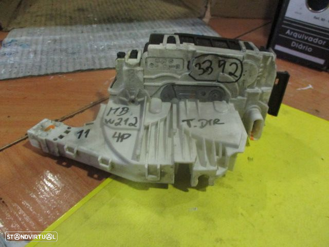 Fecho A0997300235 MERCEDES W212 2011 TD 4 PINOS MERCEDES C S204 W204 FASE 2  2012 200CDI 136CV 5P PRETO TDRT 4 PINOS - 2