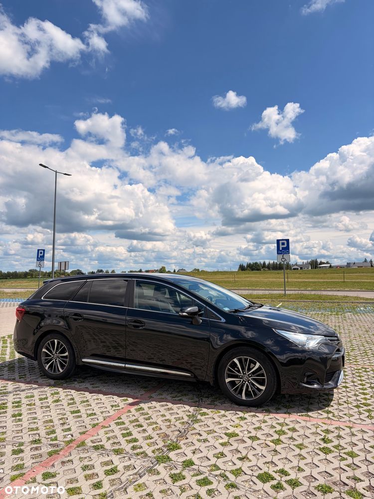 Toyota Avensis 2.0 D-4D Prestige - 3