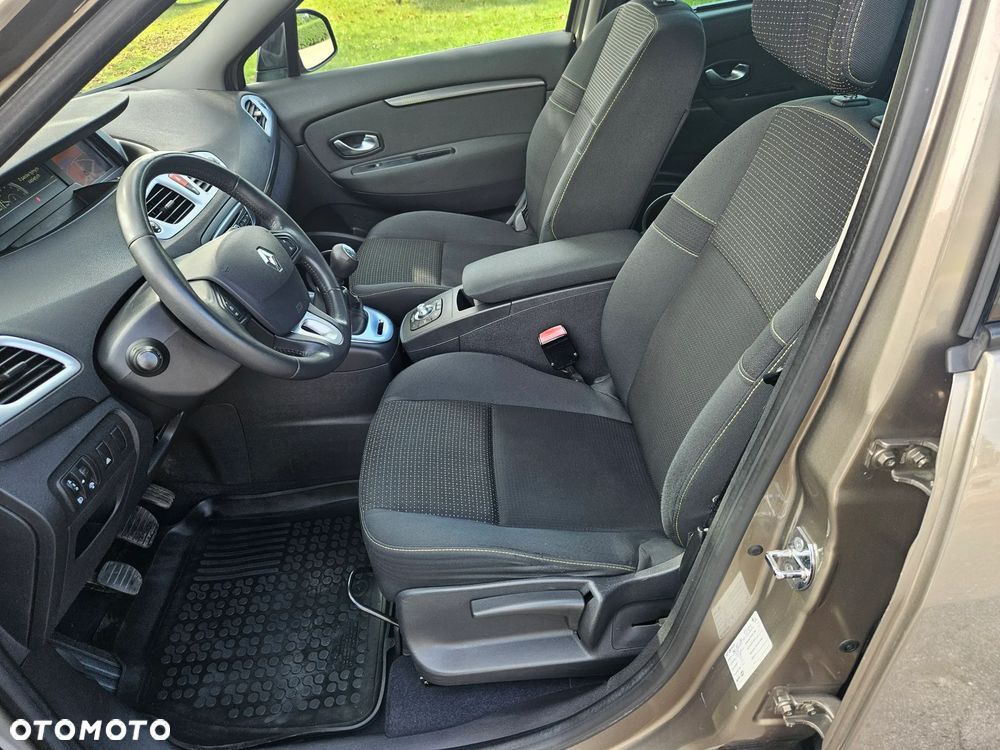 Renault Grand Scenic TCe 130 Luxe - 12
