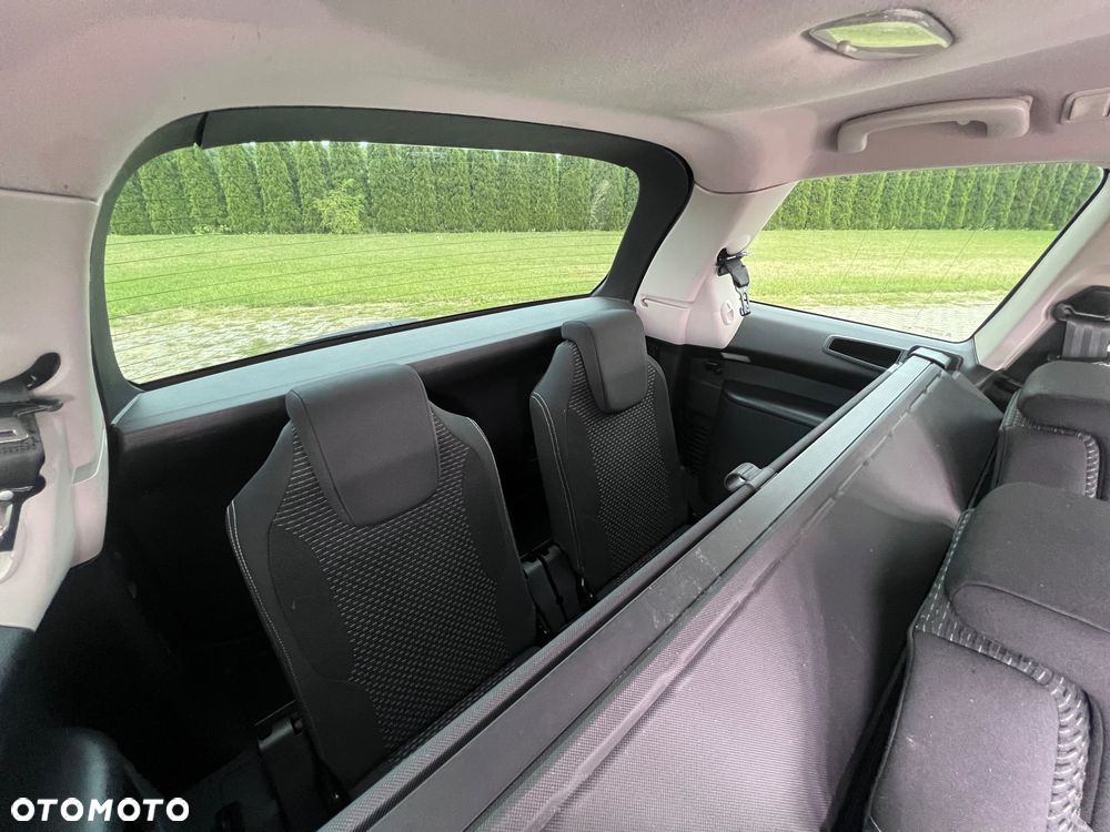 Citroën C4 Picasso 1.8 16V Advance - 20