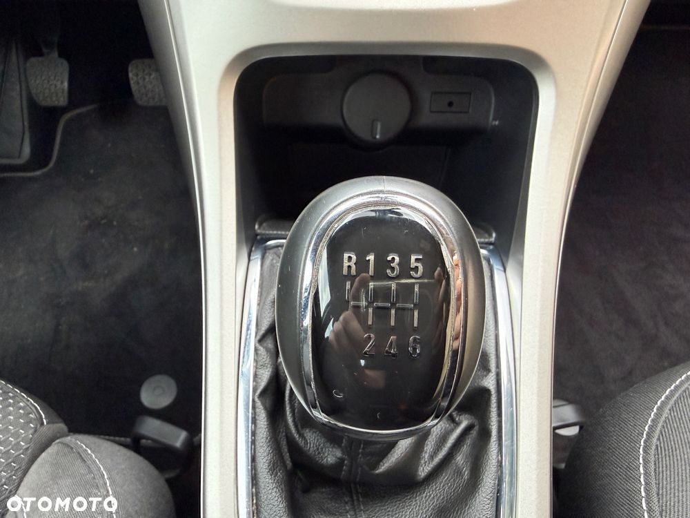 Opel Astra 1.4 Turbo Active - 12