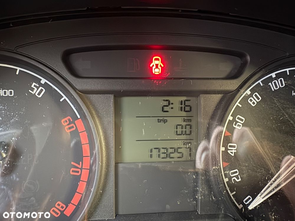 Skoda Roomster 1.2 12V - 8