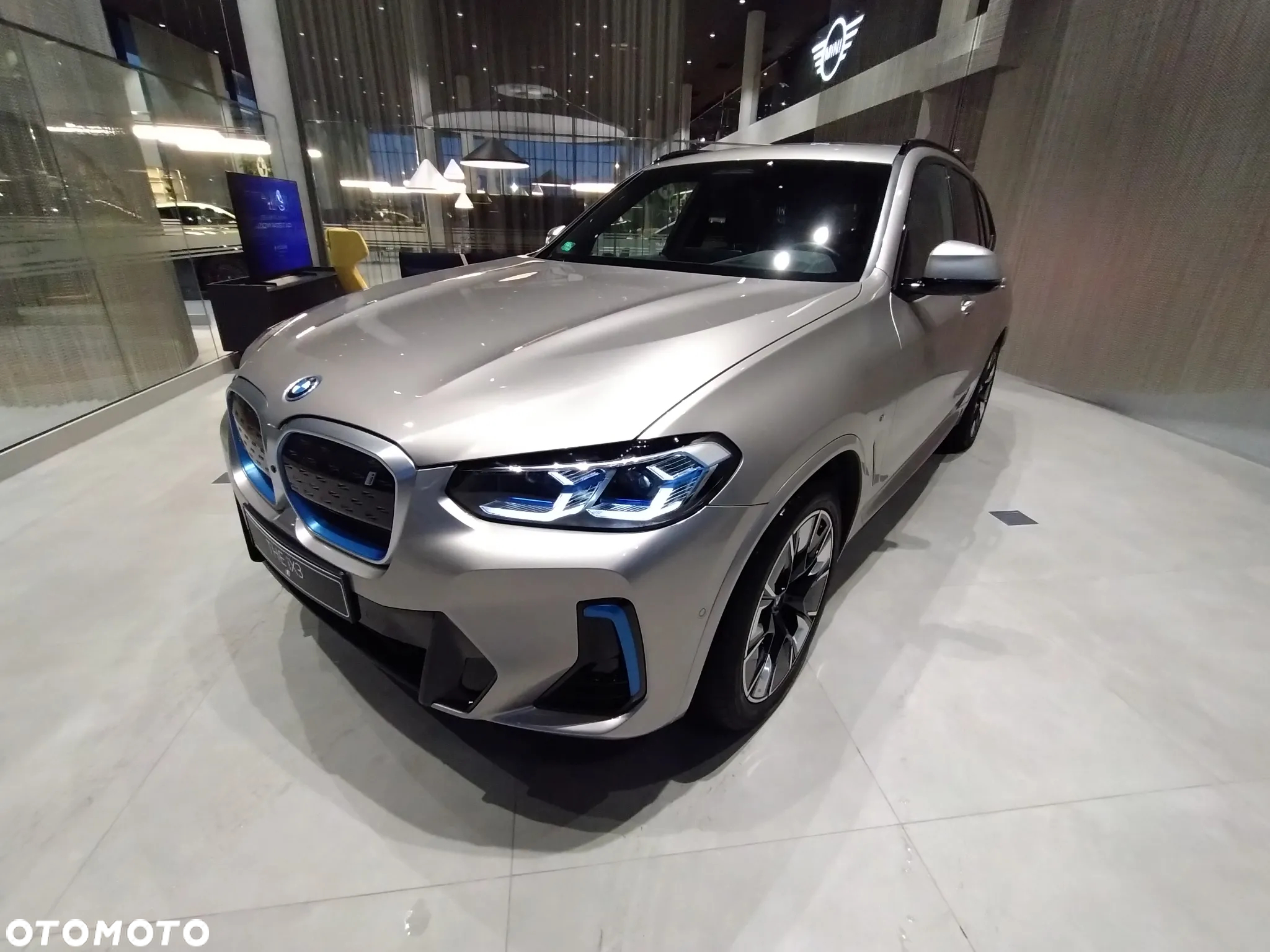 BMW iX3 Impressive - 6