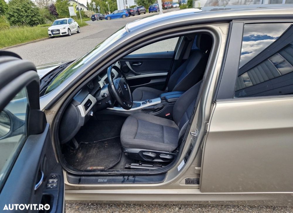 BMW Seria 3 320d - 3