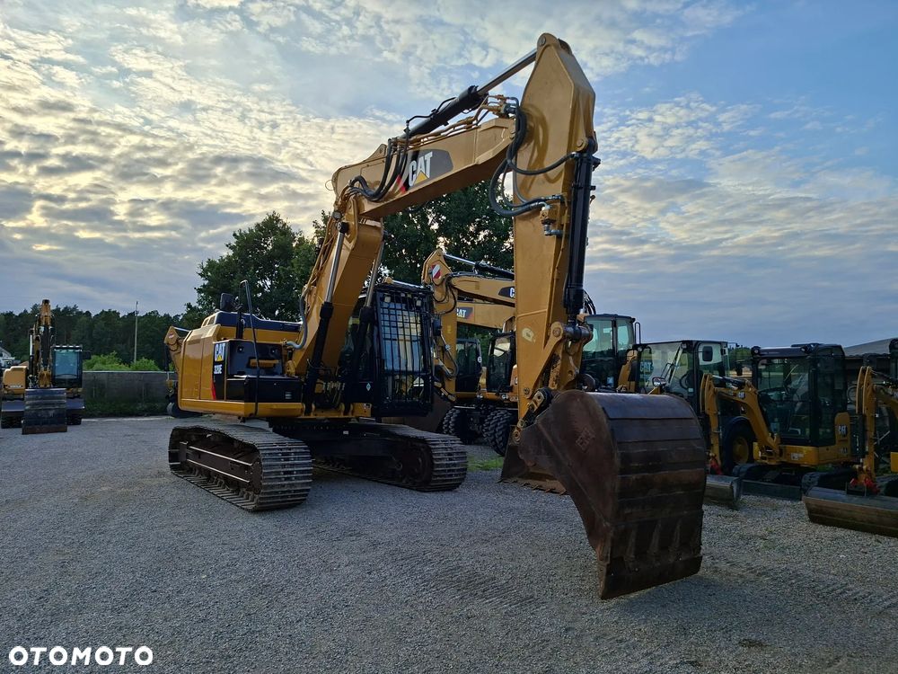 Caterpillar CAT 320 EL - 13