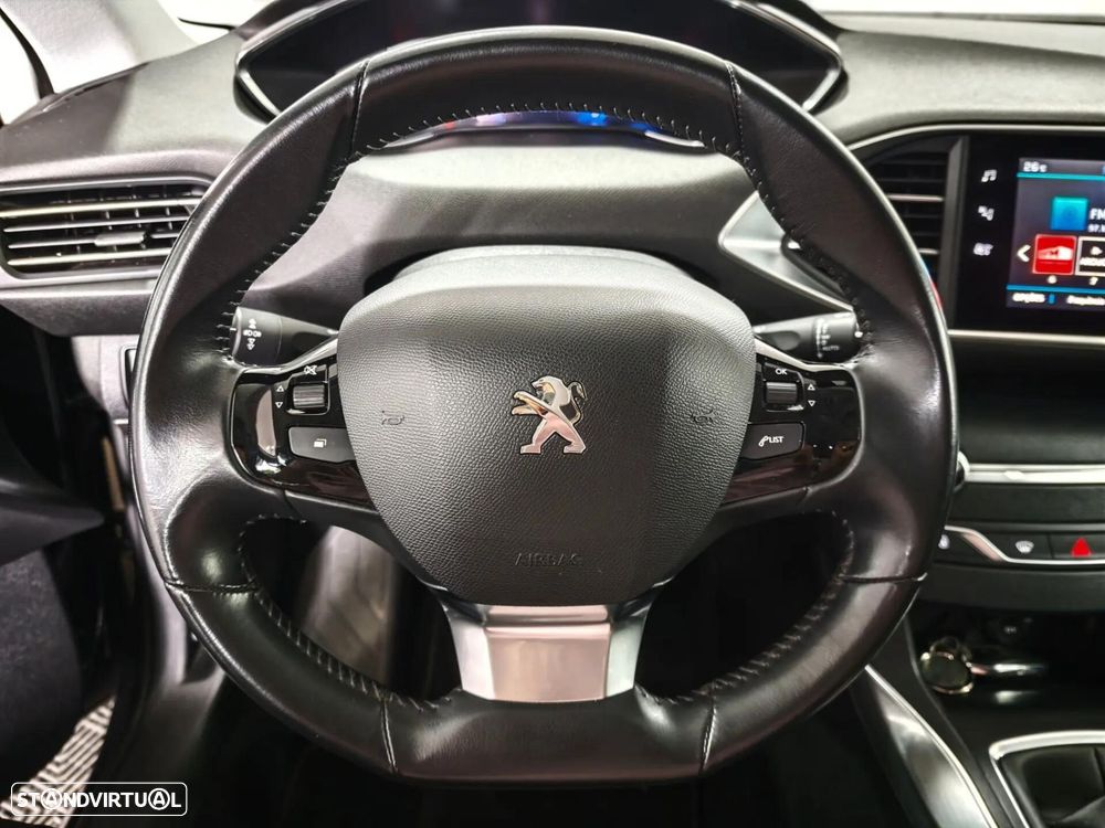 Peugeot 308 SW PureTech 130 Active Pack - 16