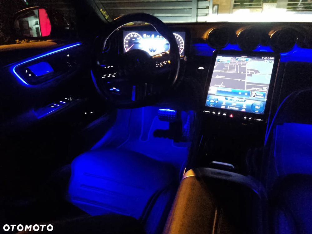 Mercedes-Benz Klasa C 300 e 9G-TRONIC AMG Line - 11