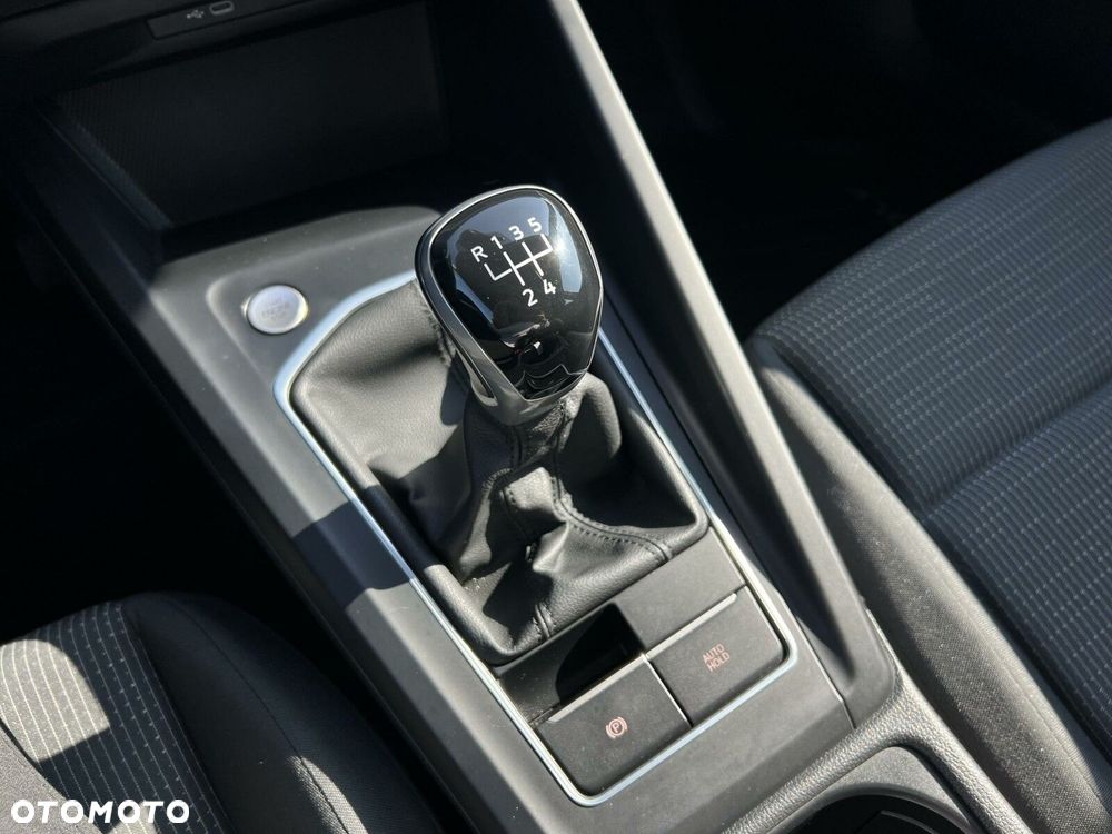 Volkswagen Golf VIII 1.0 TSI - 27