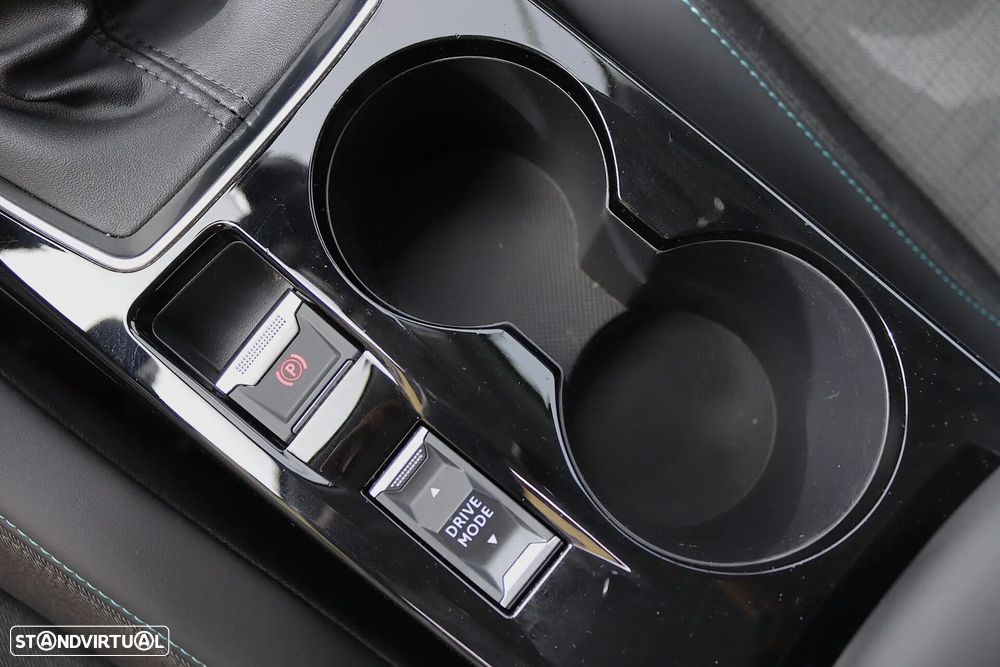 Peugeot 2008 1.2 PureTech Allure - 14