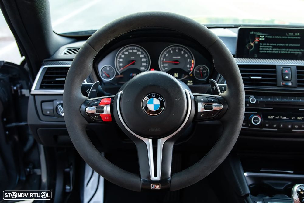 BMW M4 Coupe DKG - 37