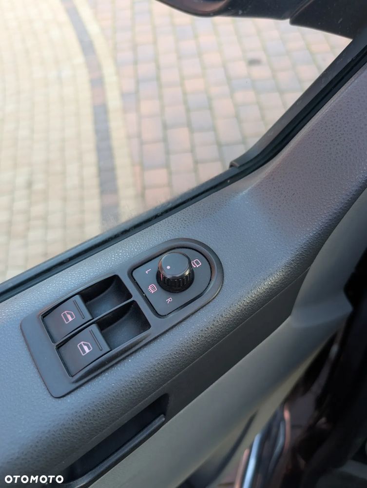 Volkswagen Transporter - 8