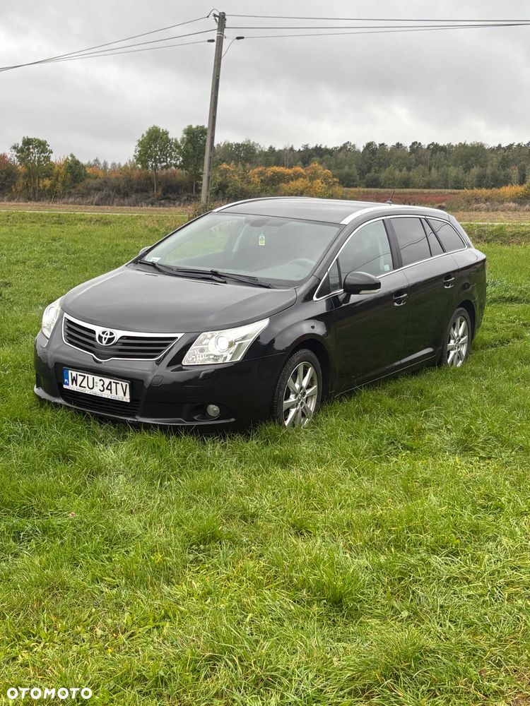 Toyota Avensis 1.8 Premium - 1
