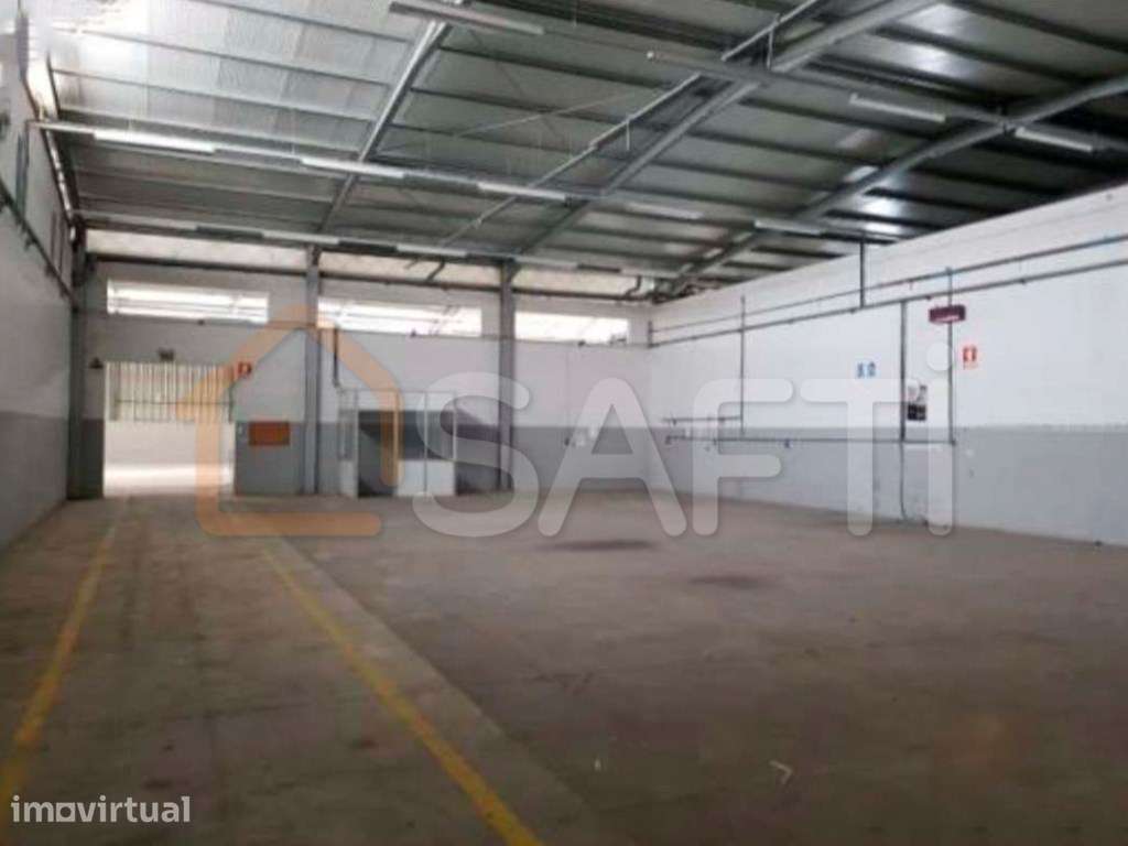 Armazém industrial - Grande imagem: 2/10