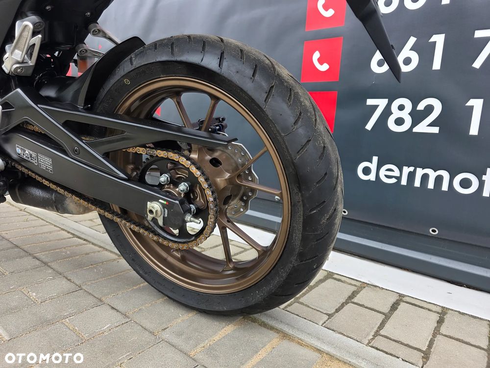 Honda CB - 16