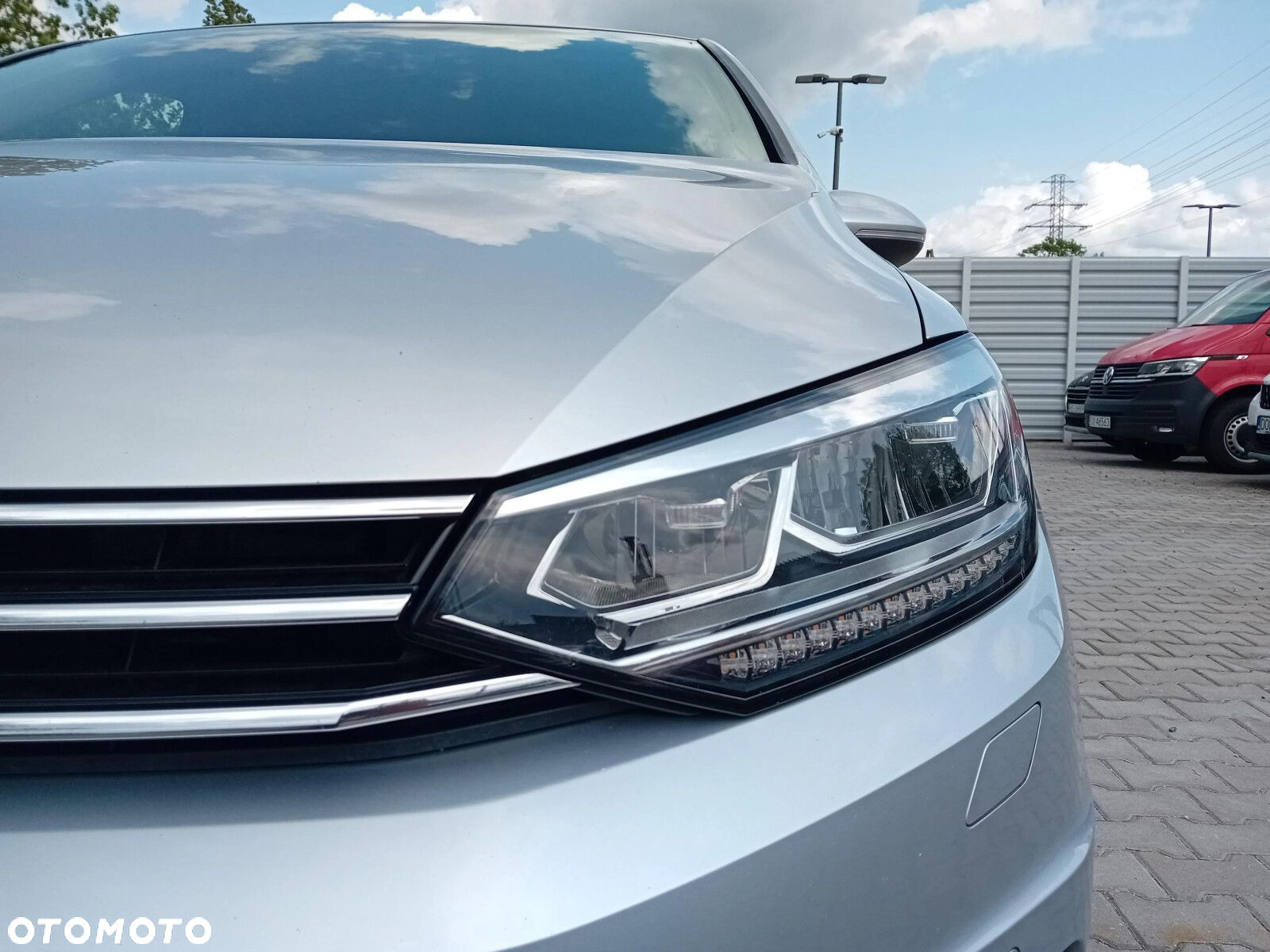 Volkswagen Touran 2.0 TDI BMT Comfortline DSG - 28