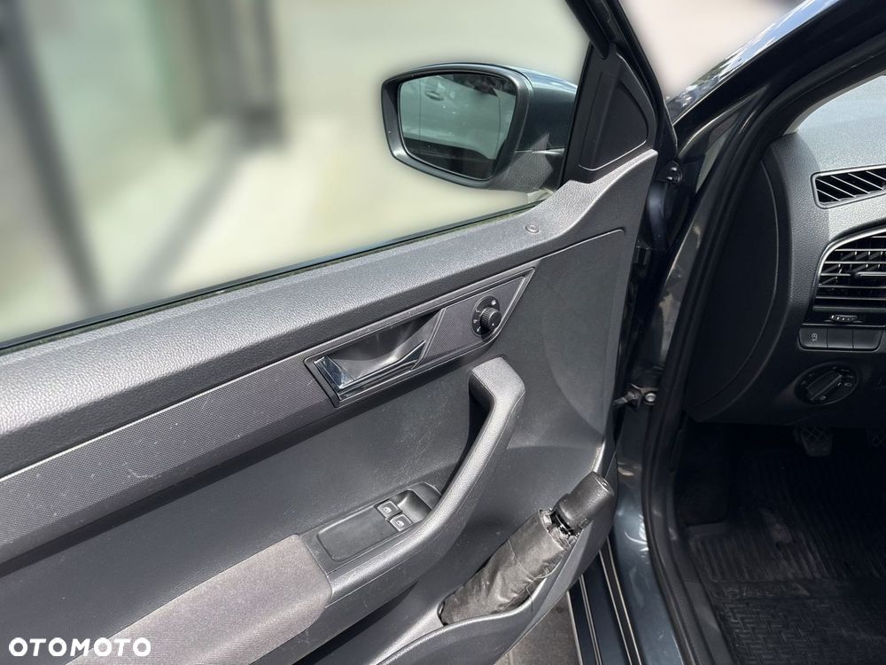 Skoda Fabia 1.0 TSI Ambition - 10