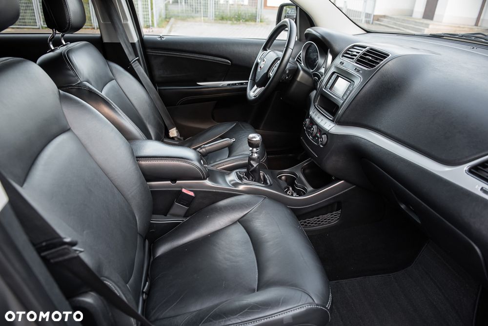 Fiat Freemont 2.0 Multijet 16V DPF Urban - 29