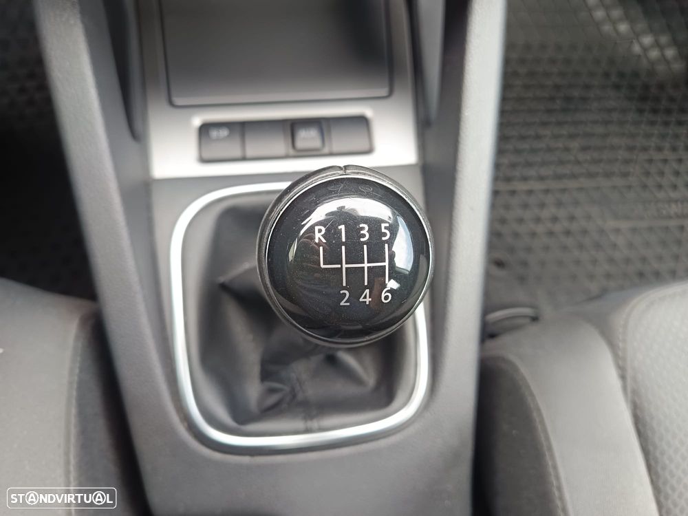 VW Golf 2.0 TDi GT Sport - 25