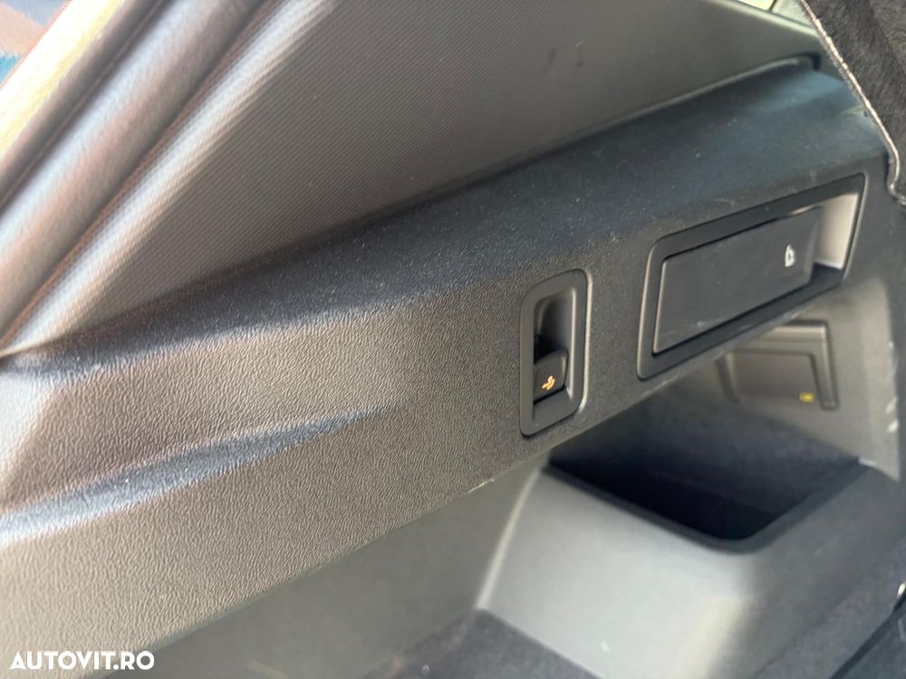 Volkswagen Tiguan 2.0 TDI DSG 4Motion R-Line - 13