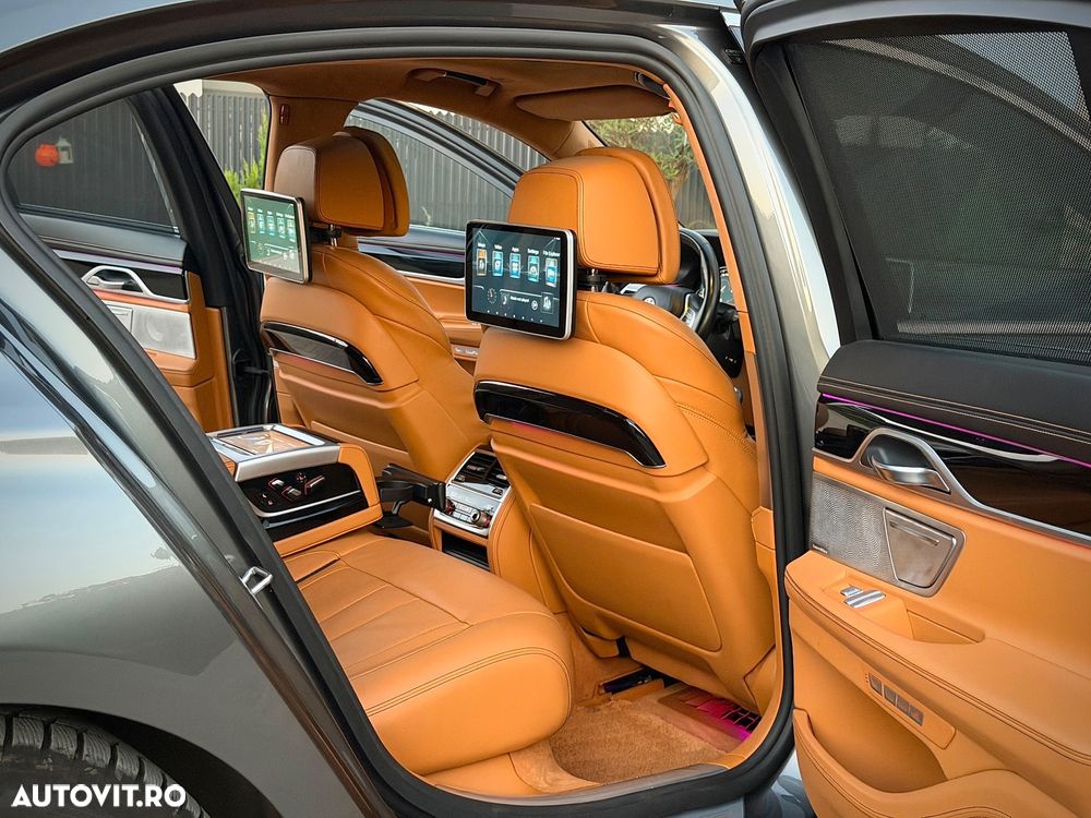 BMW Seria 7 740e iPerformance - 14