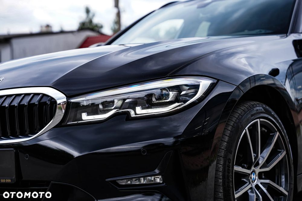 BMW Seria 3 320d Touring Sport Line - 16