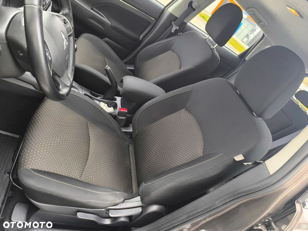 Mitsubishi ASX 1.8 DID Invite 4WD AS&G - 22