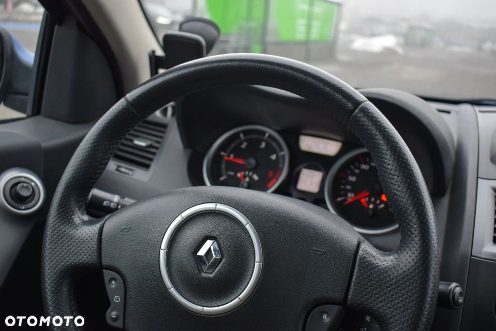 Renault Megane dCi 110 FAP Expression - 6