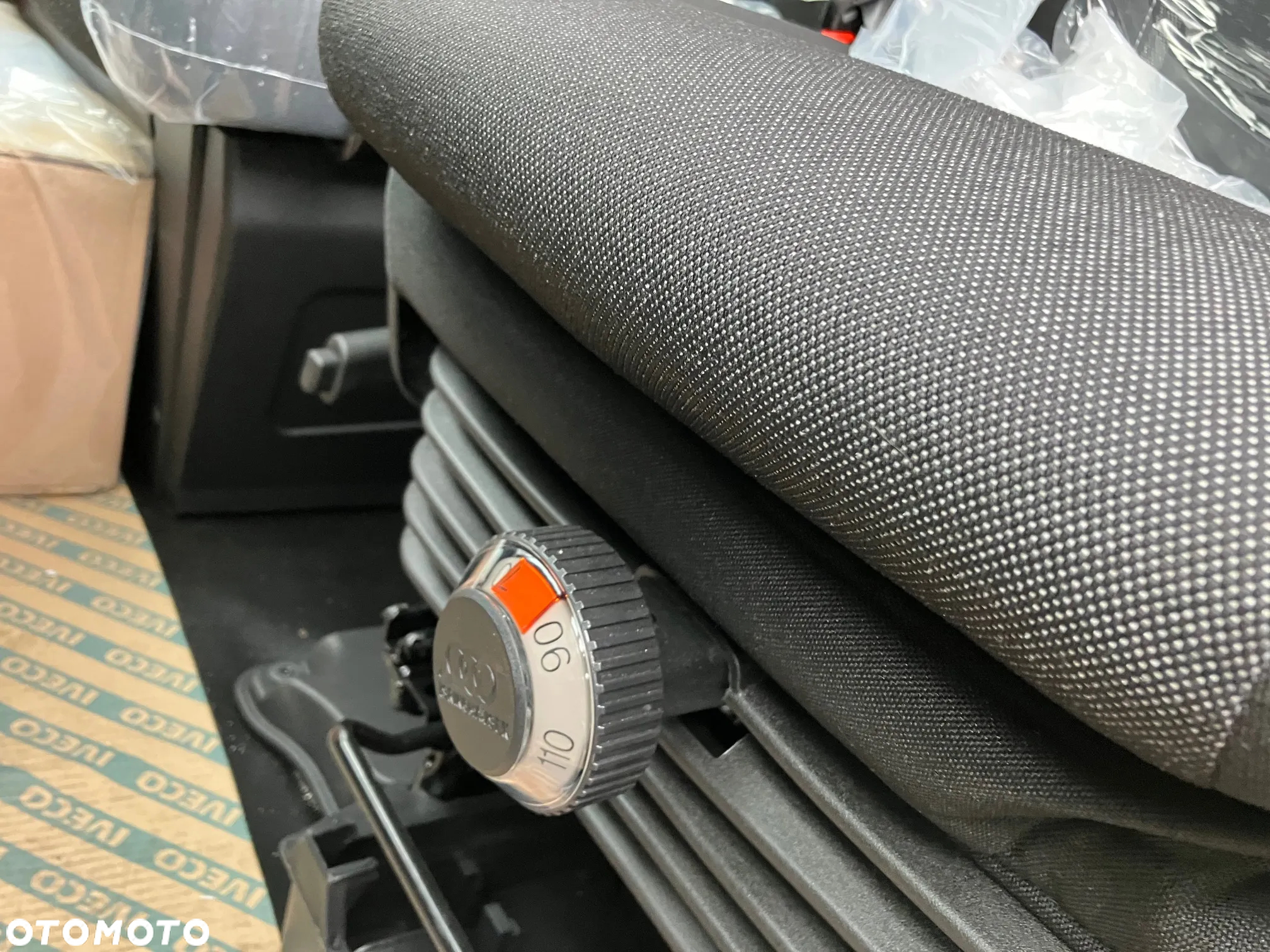 Iveco 3.0 Daily 35S18 A8 Hi-matic kontener winda hak - 23