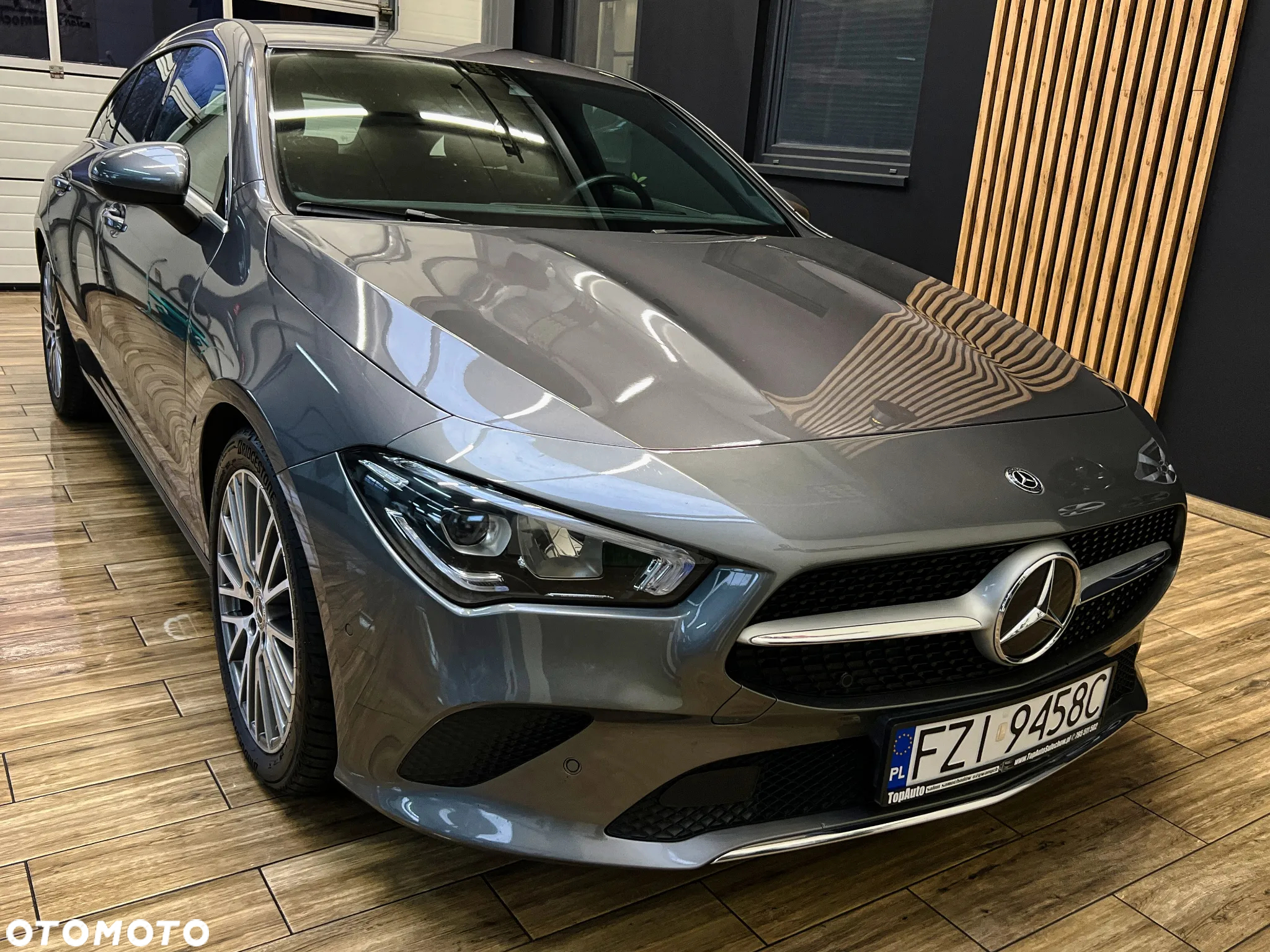 Mercedes-Benz CLA 220 d 8G-DCT - 4