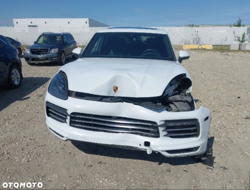 Porsche Cayenne Platinum Edition - 9